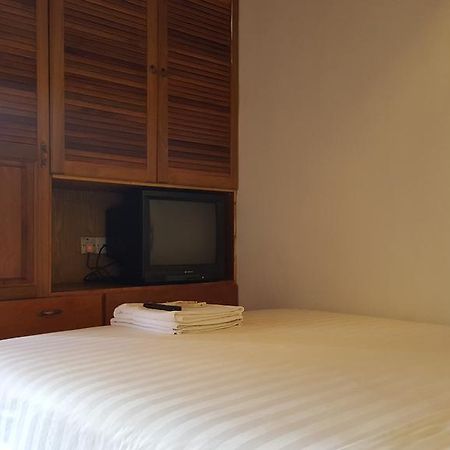 Rainforest Bed & Breakfast Kuala Lumpur Bagian luar foto
