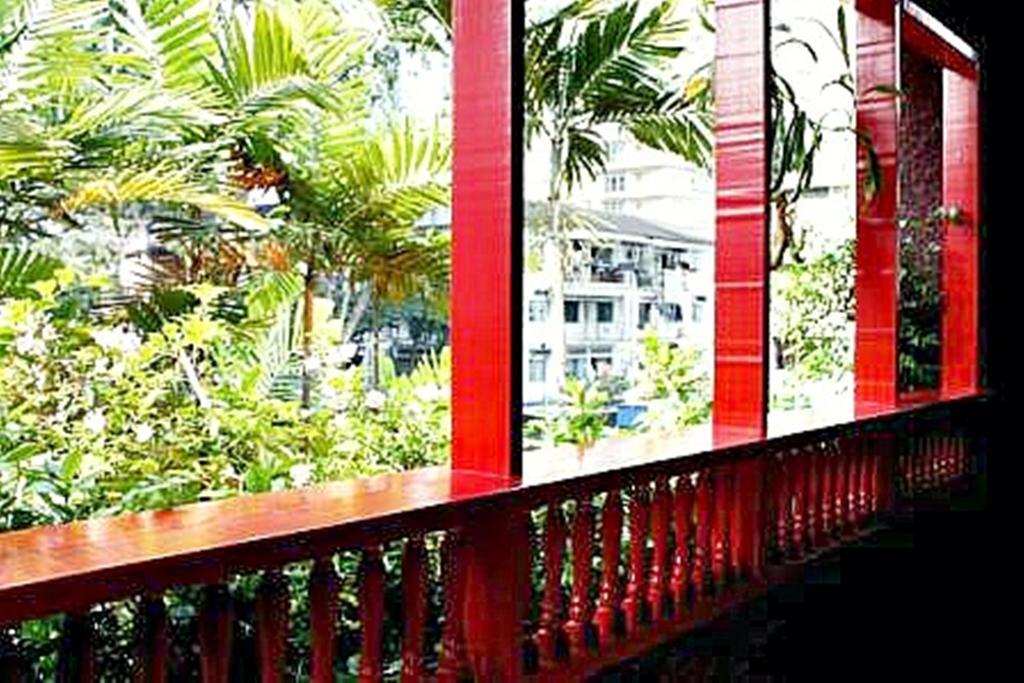 Rainforest Bed & Breakfast Kuala Lumpur Bagian luar foto