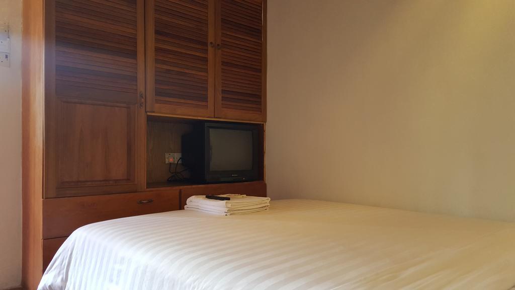 Rainforest Bed & Breakfast Kuala Lumpur Bagian luar foto