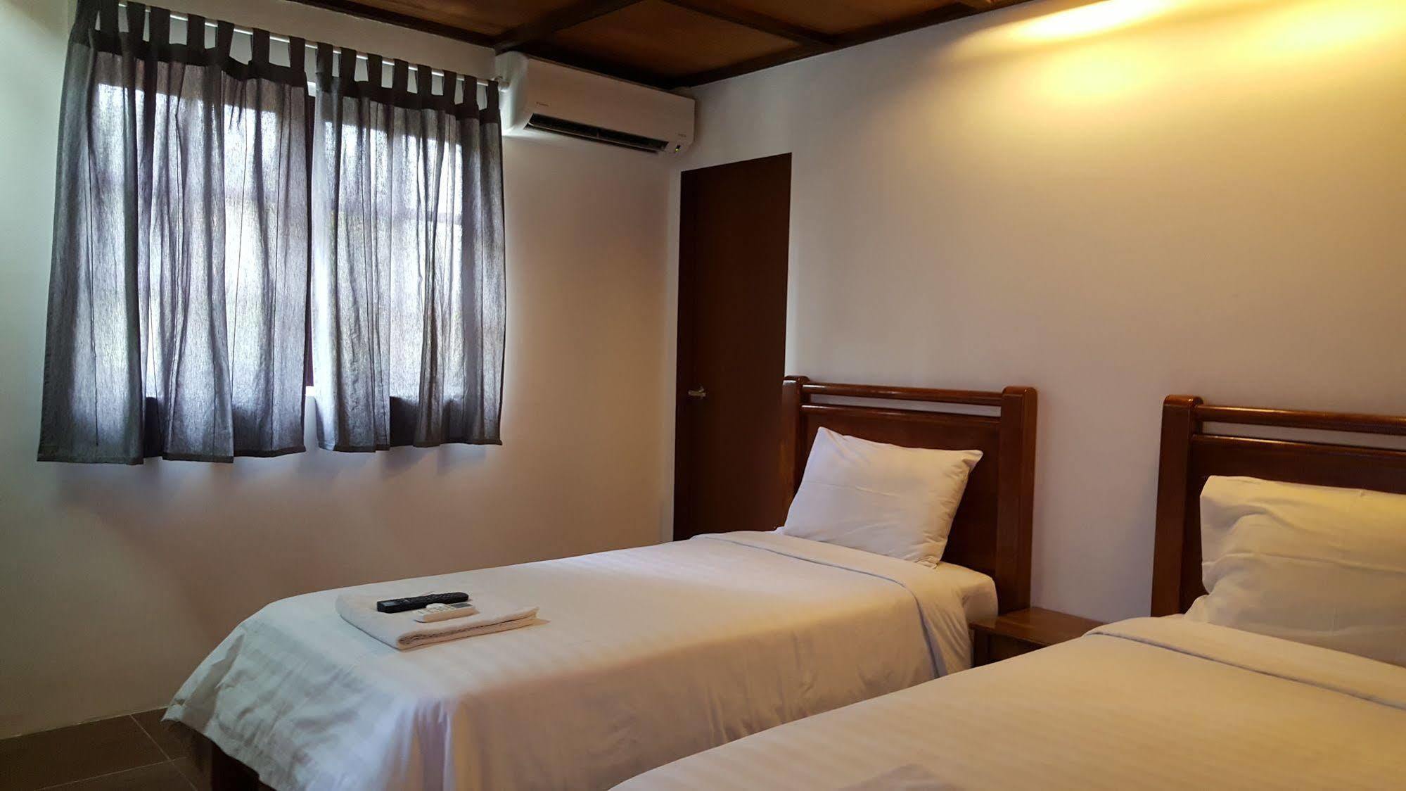 Rainforest Bed & Breakfast Kuala Lumpur Bagian luar foto