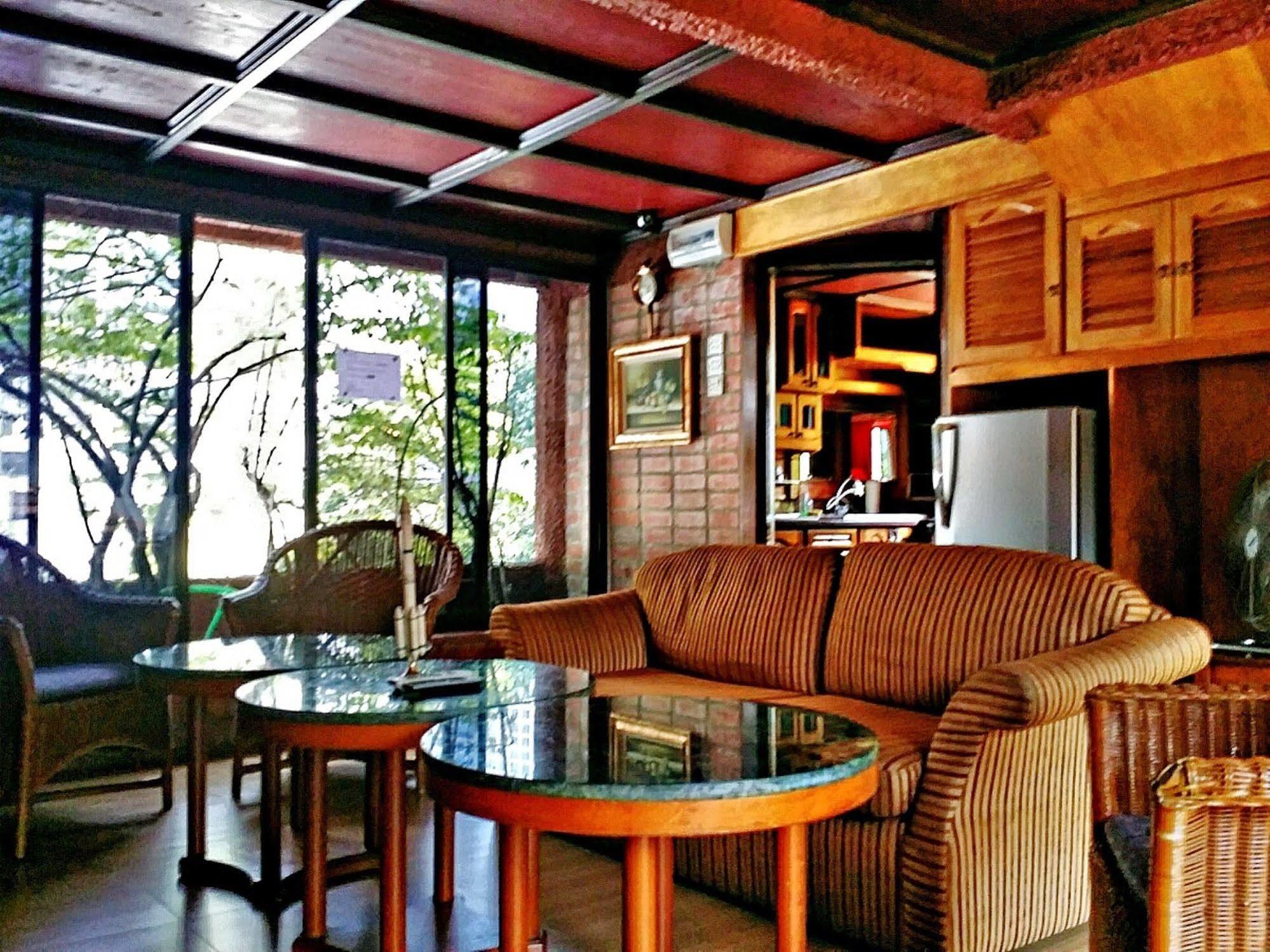 Rainforest Bed & Breakfast Kuala Lumpur Bagian luar foto